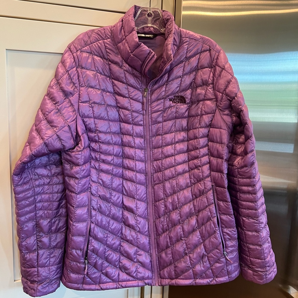 North Face women’s Thermoball Jacket XL